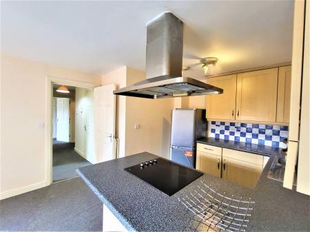 2 bedroom Flat for sale in Malden Road, Nascot Wood, Watford, WD17