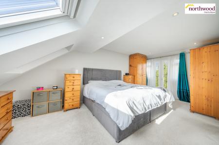 4 bedroom Semi-detached house for sale in Northfield Gardens, Watford, WD24
