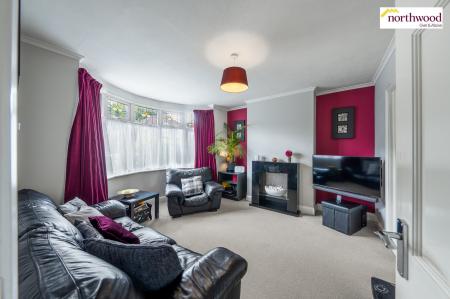 4 bedroom Semi-detached house for sale in Northfield Gardens, Watford, WD24