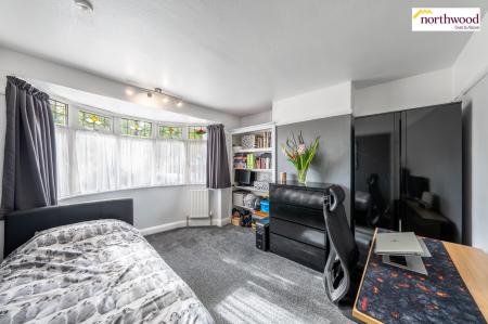 4 bedroom Semi-detached house for sale in Northfield Gardens, Watford, WD24