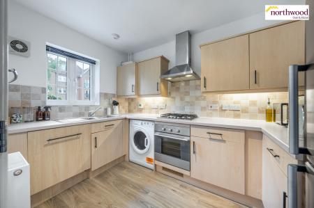 3 bedroom Town house for sale in Rickmansworth Road, Watford, WD18