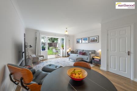 3 bedroom Town house for sale in Rickmansworth Road, Watford, WD18