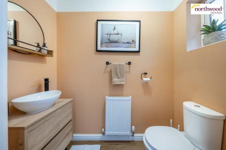 3 bedroom Town house for sale in Rickmansworth Road, Watford, WD18