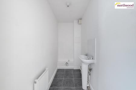 4 bedroom House for sale in Wander Wharf, Kings Langley, WD4