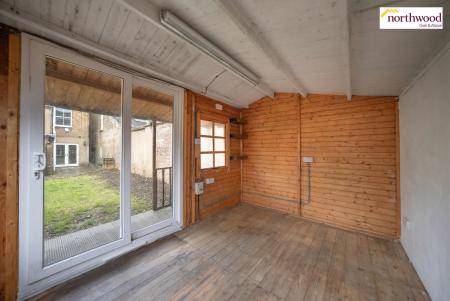 2 bedroom Terraced House for sale in Loates Lane, Watford, WD17