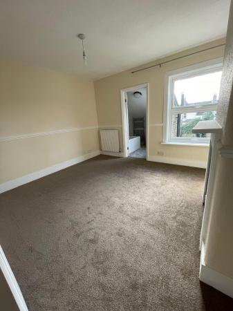 2 bedroom Terraced House to let in Regent Street, Watford, WD24