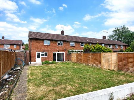 3 bedroom Terraced House to let in Lea Bushes, Garston, Watford, WD25