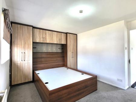 3 bedroom Terraced House to let in Lea Bushes, Garston, Watford, WD25