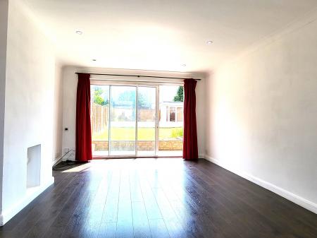 3 bedroom Terraced House to let in Lea Bushes, Garston, Watford, WD25