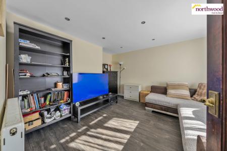 3 bedroom Detached house for sale in Bournehall Avenue, Bushey, WD23