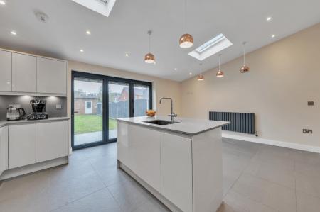 3 bedroom Semi-detached house for sale in St Albans Road, Watford, WD25