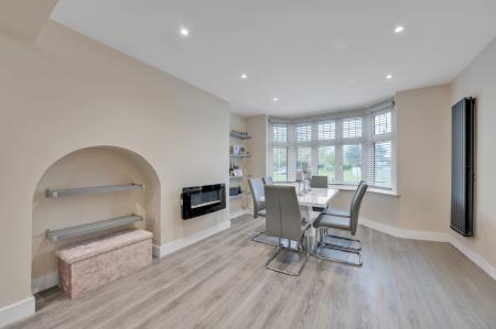 3 bedroom Semi-detached house for sale in St Albans Road, Watford, WD25