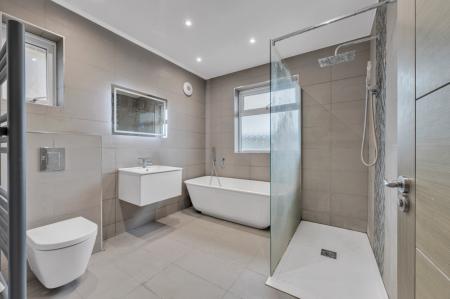 3 bedroom Semi-detached house for sale in St Albans Road, Watford, WD25