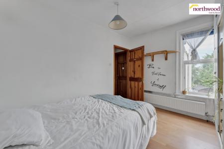 2 bedroom Terraced House for sale in Neston Road, Watford, WD24