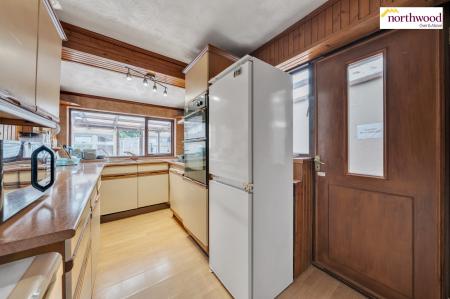 2 bedroom Terraced House for sale in Neston Road, Watford, WD24