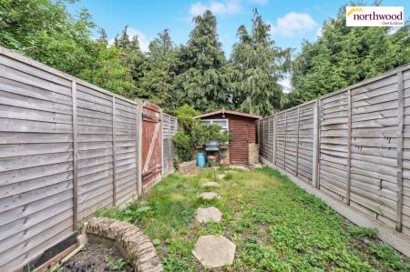 2 bedroom Terraced House for sale in Neston Road, Watford, WD24
