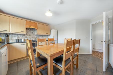 5 bedroom Link detached house for sale in Quantrill Terrace, Kesgrave, Ipswich, IP5