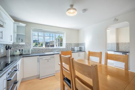 5 bedroom Link detached house for sale in Quantrill Terrace, Kesgrave, Ipswich, Kesgrave, IP5
