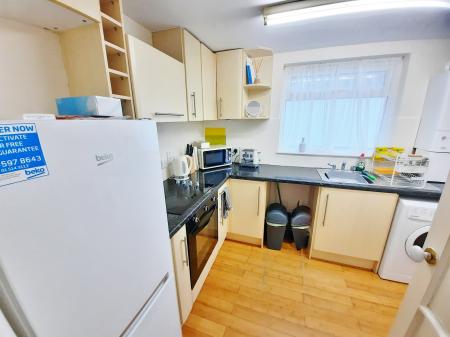 1 bedroom Flat to let in Chalk Hill, Watford, WD19