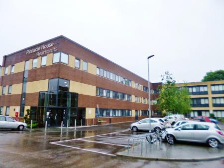 1 bedroom Flat to let in Home Park Mill Link Road, Kings Langley, WD4