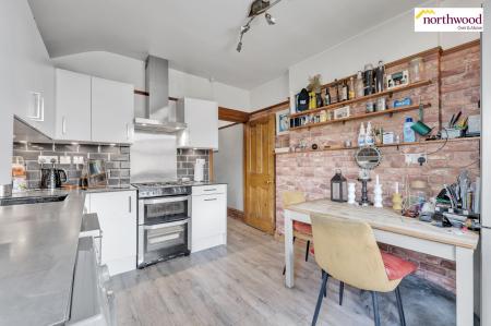 3 bedroom Town house for sale in St Albans Road, Watford, WD24
