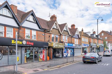 3 bedroom Town house for sale in St Albans Road, Watford, WD24
