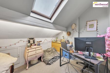 3 bedroom Town house for sale in St Albans Road, Watford, WD24