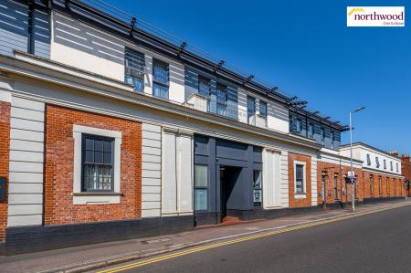 3 bedroom Flat for sale in Leavesden Lodge Leavesden Road, Watford, WD24