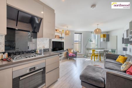 3 bedroom Flat for sale in Leavesden Lodge Leavesden Road, Watford, WD24