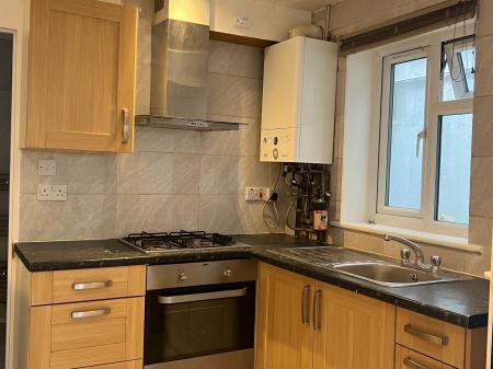 1 bedroom Studio flat to let in St Albans Road, Watford, WD24