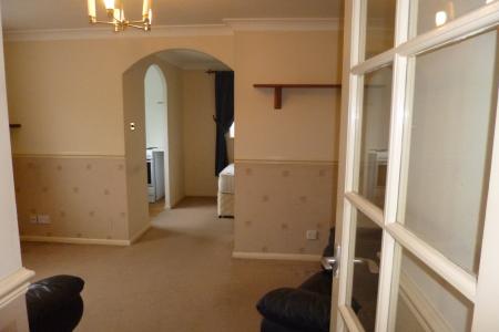 1 bedroom Flat to let in Courtlands Close, Watford, WD24