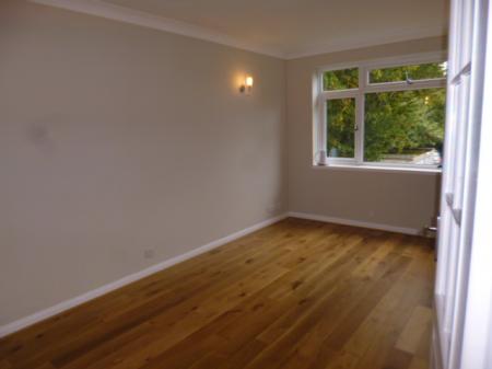 1 bedroom Flat to let in Eastbury Road, Watford, WD19