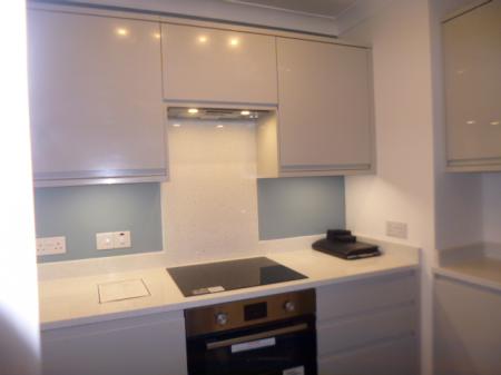 1 bedroom Flat to let in Eastbury Road, Watford, WD19