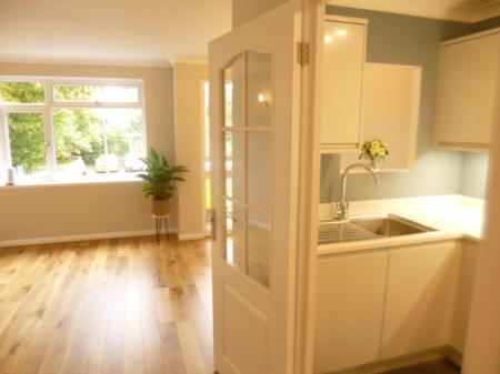 1 bedroom Flat to let in Eastbury Road, Watford, WD19