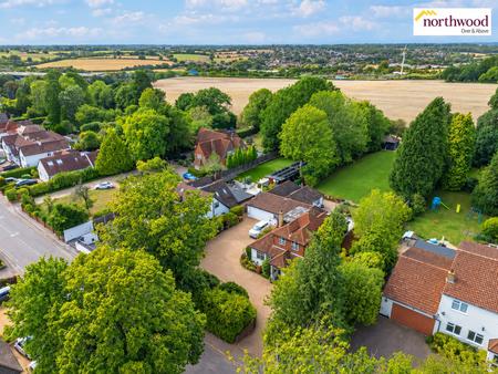 4 bedroom Detached bungalow for sale in Abbots Road, Abbots Langley, WD5