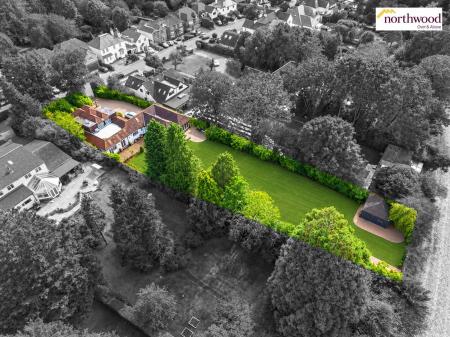 4 bedroom Detached bungalow for sale in Abbots Road, Abbots Langley, WD5