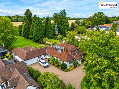 4 bedroom Detached bungalow for sale in Abbots Road, Abbots Langley, WD5