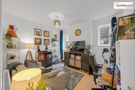 5 bedroom Mixed Use for sale in Queens Road, Watford, WD17