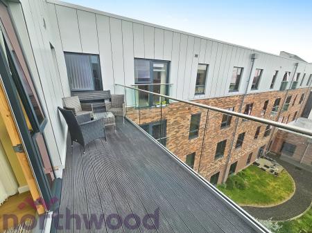 2 bedroom Flat for sale in Harpers Road, Warrington, Padgate, WA2