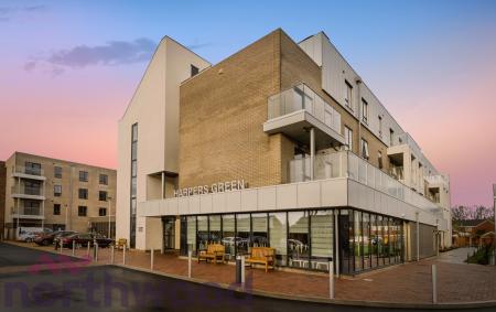 2 bedroom Flat for sale in Harpers Road, Warrington, Padgate, WA2