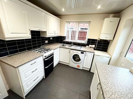 2 bedroom Bungalow for sale in Rozel Crescent, Great Sankey, Warrington, WA5