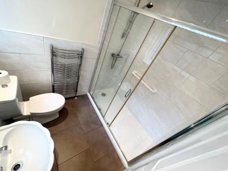 2 bedroom Bungalow for sale in Rozel Crescent, Great Sankey, Warrington, WA5