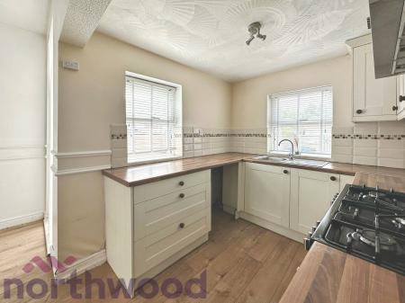 2 bedroom Terraced House for sale in Samuel Street, Warrington, WA5