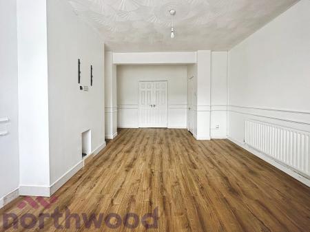 2 bedroom Terraced House for sale in Samuel Street, Warrington, WA5