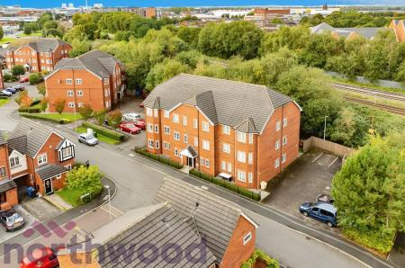 2 bedroom Flat for sale in Thorneycroft Drive, Warrington, WA1