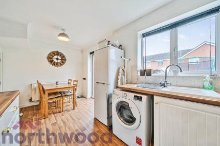 3 bedroom Semi-detached house for sale in Hornchurch Drive, Warrington, Great Sankey, WA5