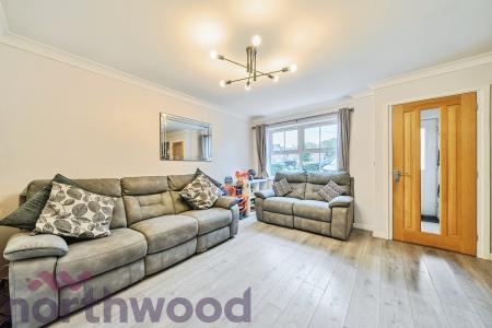 3 bedroom Semi-detached house for sale in Hornchurch Drive, Warrington, Great Sankey, WA5