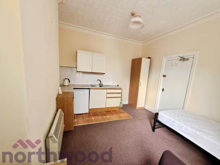 1 bedroom Terraced House to let in Arpley Street, Warrington, WA1