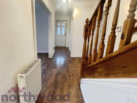 4 bedroom Detached house to let in Redacre Close, Warrington, Dutton, WA4