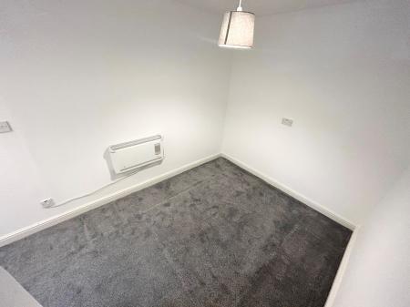 1 bedroom Flat to let in Colwyn Close, Callands, Warrington, WA5
